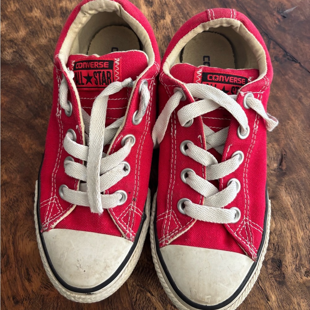 Converse - Picture 3 of 4